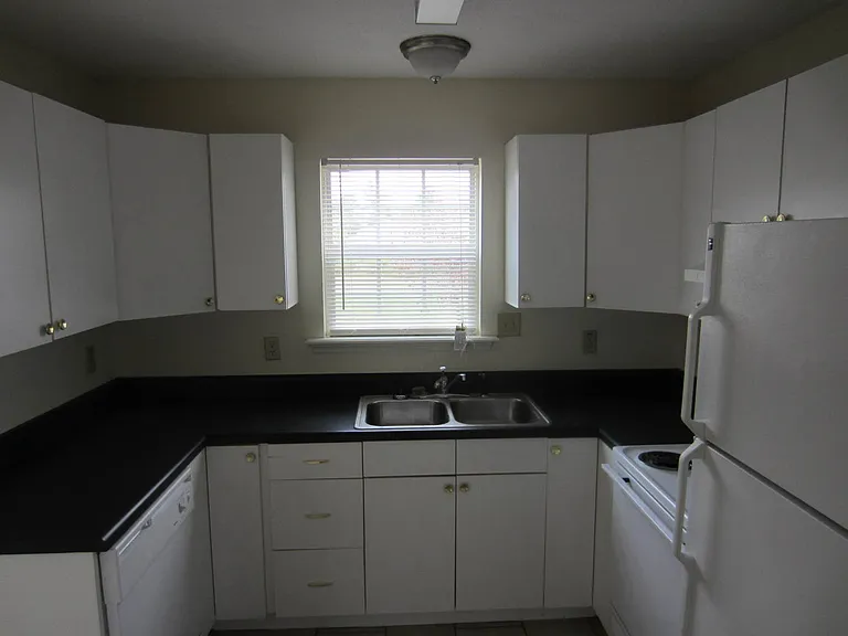 2209A Chattooga Dr — Photo 4