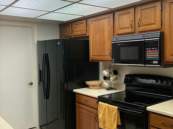 3rd image of 13603 W BOLERO Drive
