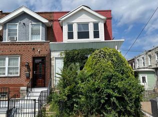 2553 S Stetler St, Philadelphia, PA 19142
