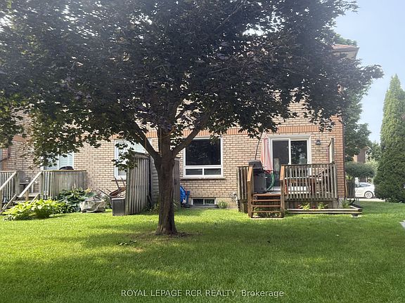 5th image of 19 Riverley Ln N