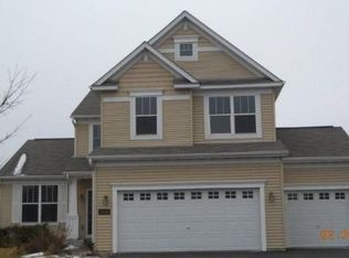 8449 Blazing Star Cir, Shakopee, MN 55379