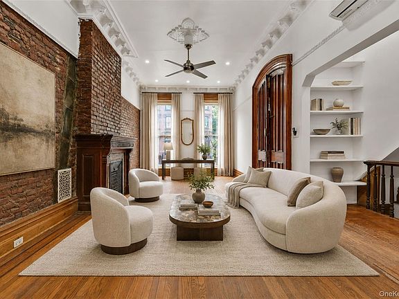 4th image of 195 Greene Avenue