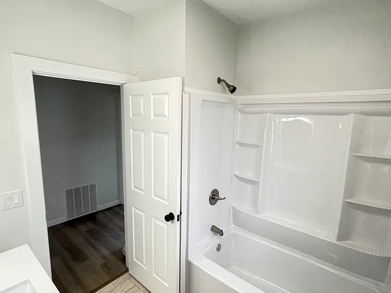 113 Lancaster St #1 — Photo 12