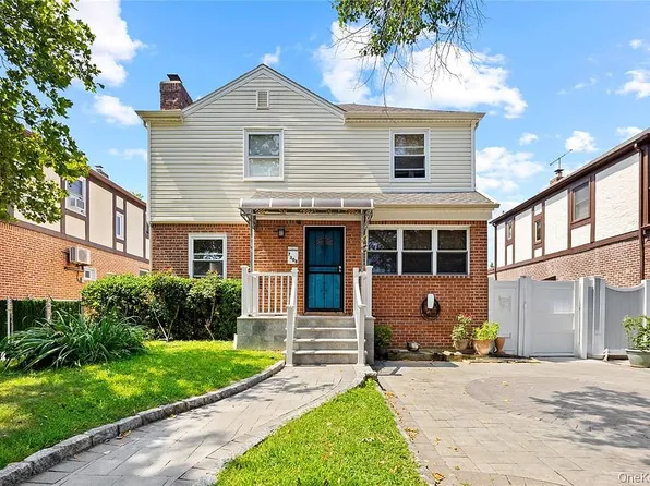73-08 187th St #X, Fresh Meadows, NY 11366