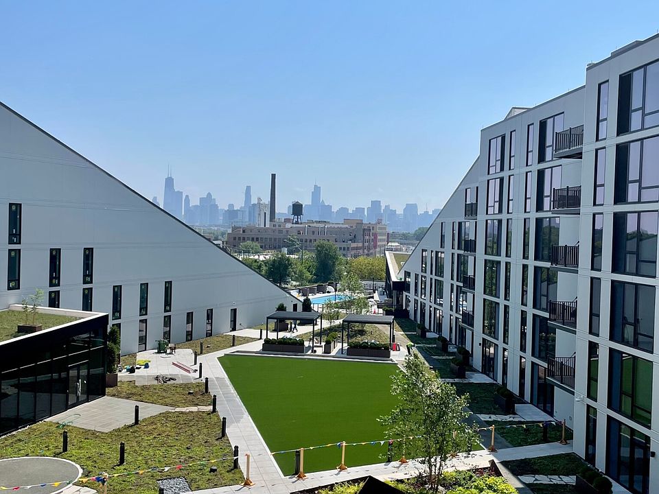 1st image of 2153 N Elston Ave #709