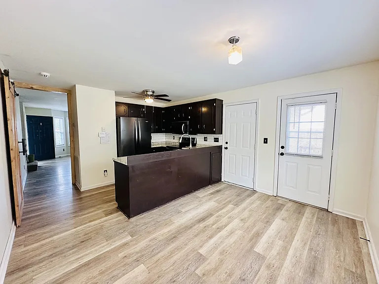 3248 N Senseney Cir — Photo 6