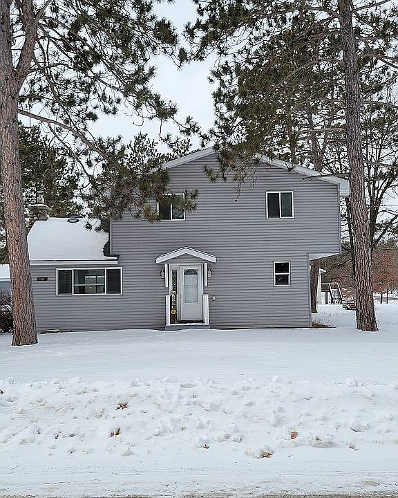 1st image of 33 Fir Ave NW