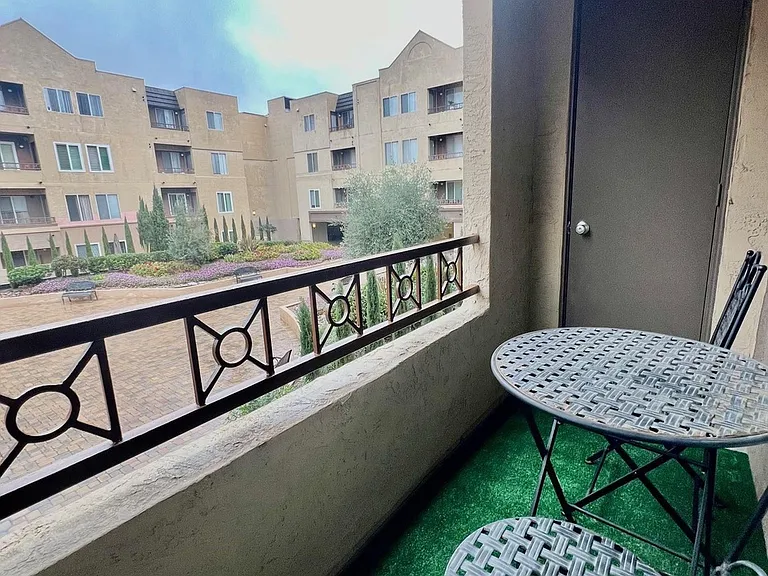 8889 Caminito Plaza Centro #7229 — Photo 26