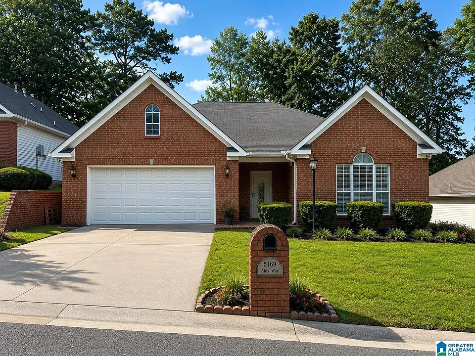 5169 Alex Way