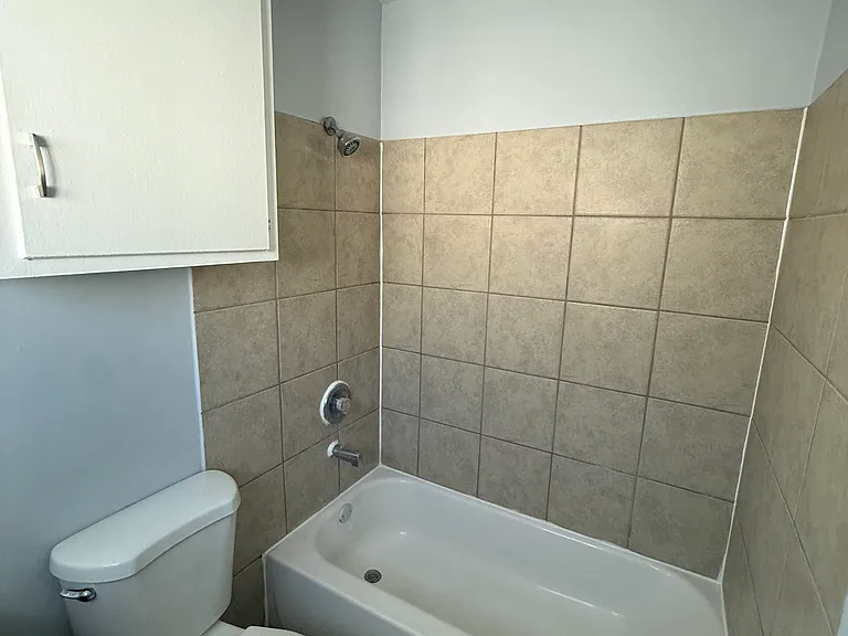 7901 Stewart And Gray Rd #1 — Photo 3
