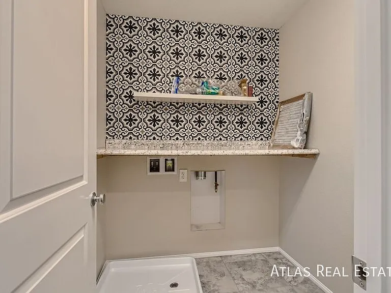 10380 Foramore Ct — Photo 10