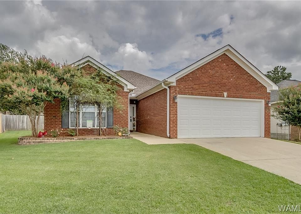 1st image of 2211 Stardust Dr