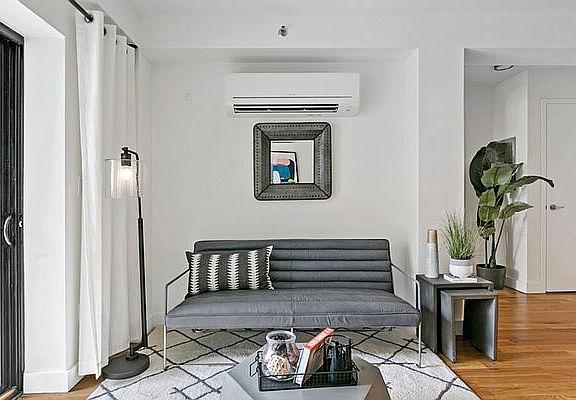 5th image of 111 Clarkson Ave APT 2C