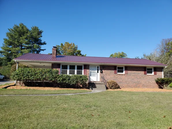 865 N 16th St, Wytheville, VA 24382