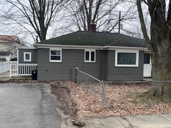 2nd image of 3565 Ross St