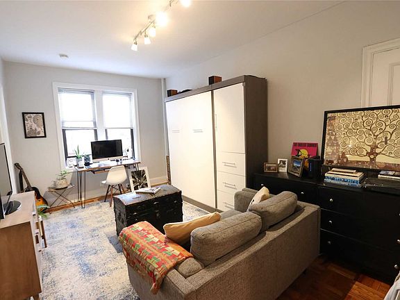 2nd image of 4342 45th St APT 2R