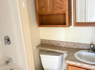 25 Lafayette Pl #D, Burlington, VT 05401