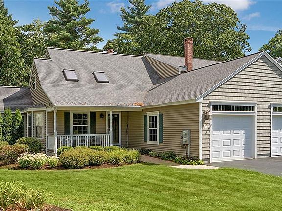 2nd image of 15 Heritage Drive #4