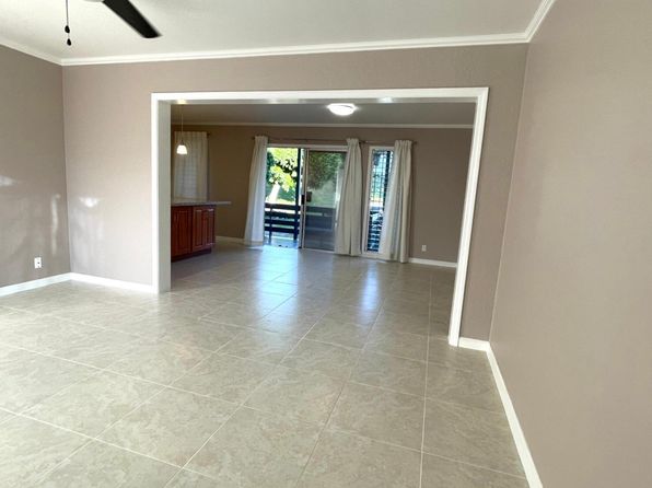 98-817 Noelani St APT C