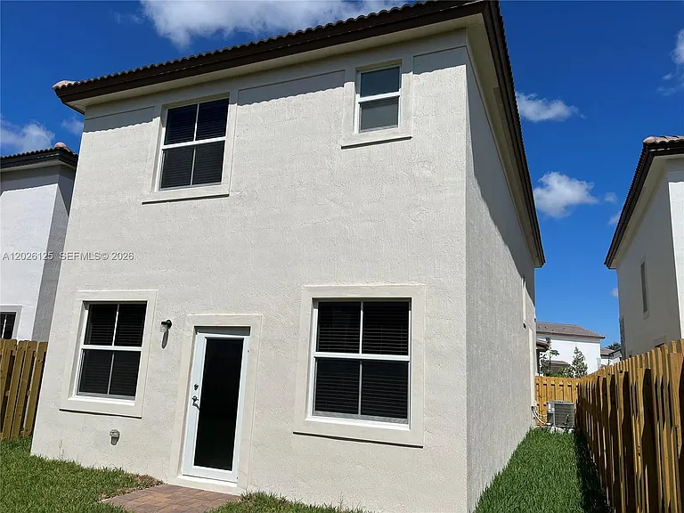 2340 NW 130th Ter — Photo 62
