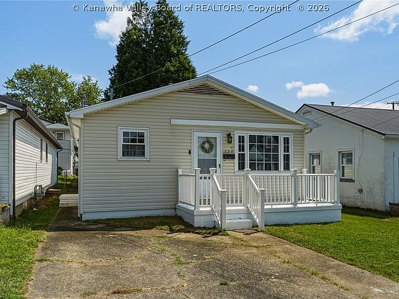 2nd image of 534 17th St