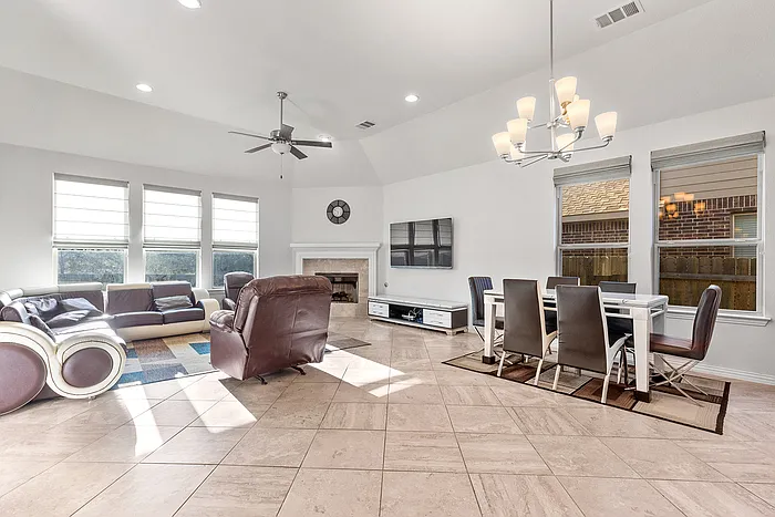 2949 Diego Dr — Photo 8