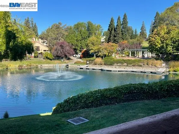 4073 W Lakeshore Dr, San Ramon, CA 94582