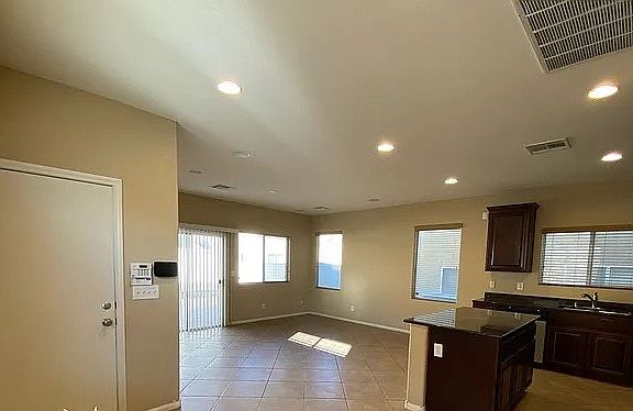 5th image of 9166 W Brilliant Prairie Ct