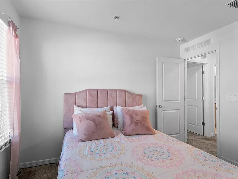 1418 Austin St — Photo 18
