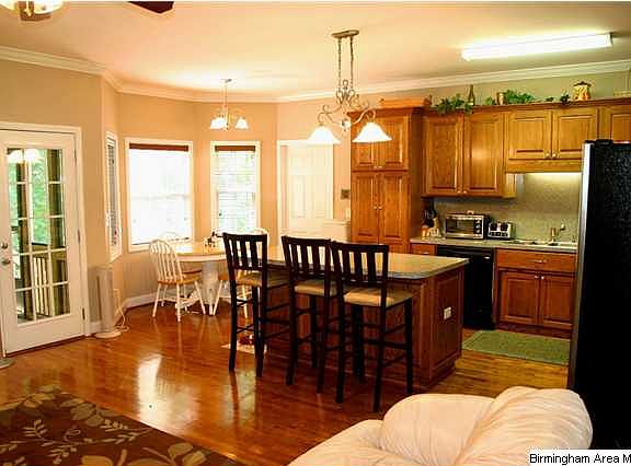 4th image of 6921 Lexington Oaks Dr