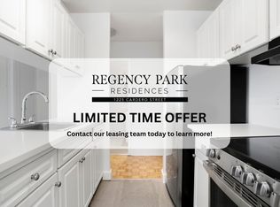 1225 Cardero St #1806, Vancouver, BC V6G 2H8