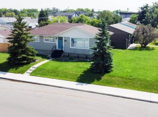 12107 131st Ave NW, Edmonton, AB T5L 3M7