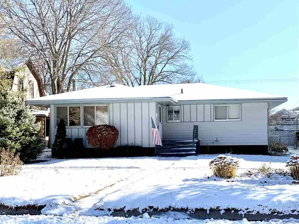 306 Pope Ave, Curtis, NE 69025