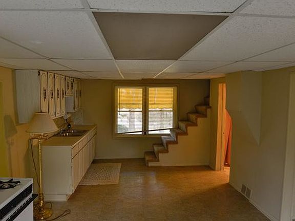 5th image of 8808 W Sauk Trl