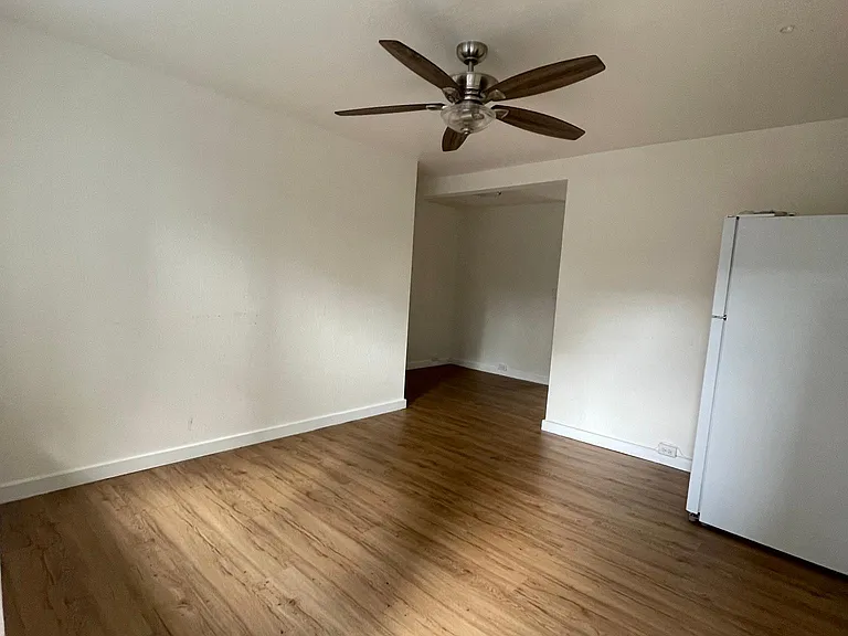 607 Isenberg St #6 — Photo 3