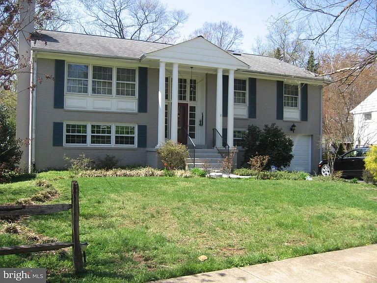 6322 Kellogg Dr — Photo 1