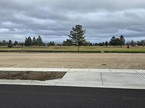 1436 N High Desert Dr, Deer Park, WA 99006