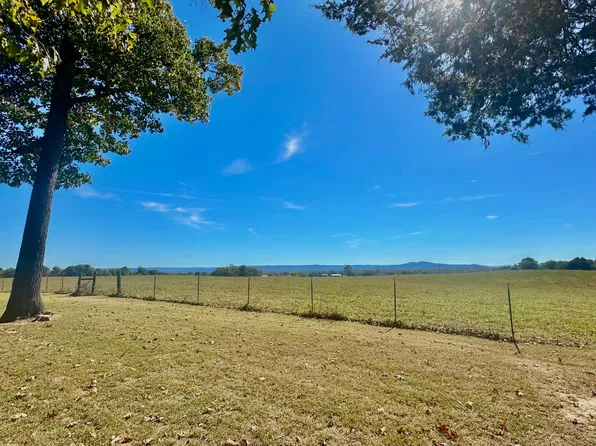 2465 Bybee Chapel Rd, Rock Island, TN 38581