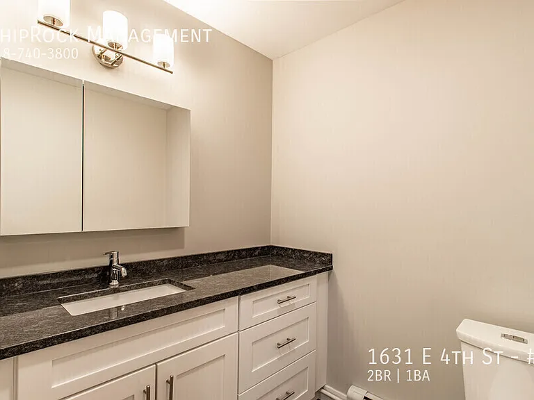 1631 E 4th St #7 — Photo 22