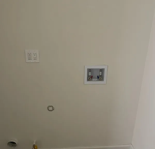 802 S Locust St — Photo 9