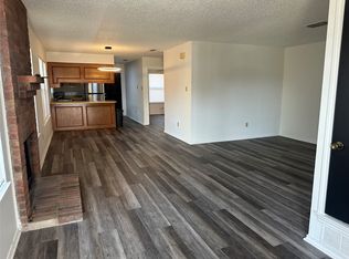 6737 Glenbrook Ln, Fort Worth, TX 76133