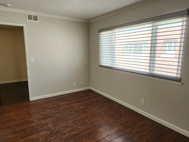 819 Monty Cir — Photo 22