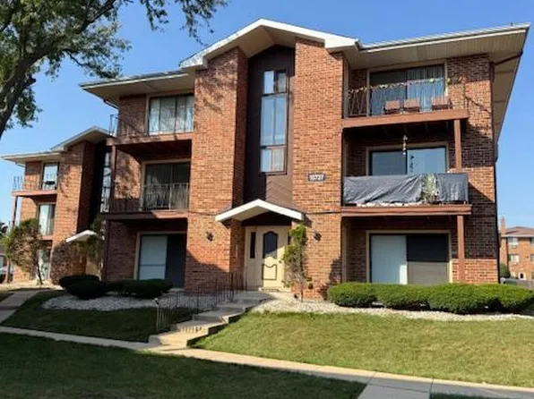 15741 Thomas Ln #2, Oak Forest, IL 60452