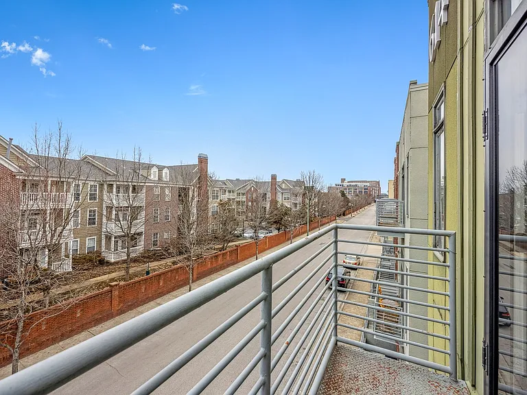 614 Tennessee St #201 — Photo 20