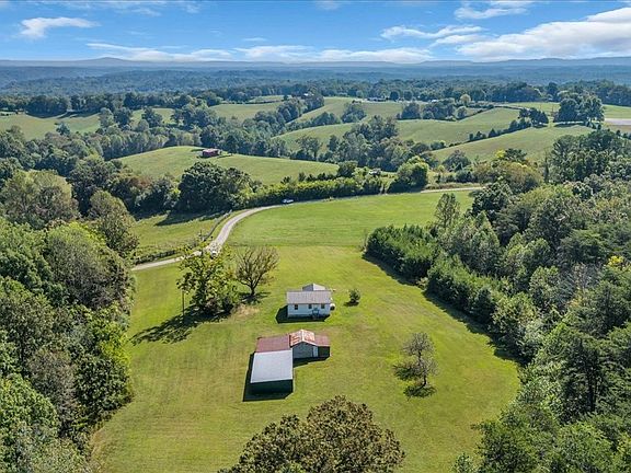 3rd image of 341 Rigsby Rd