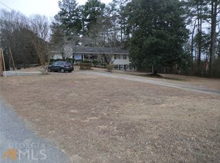 2260 Robinson Rd NE, Marietta, GA 30068