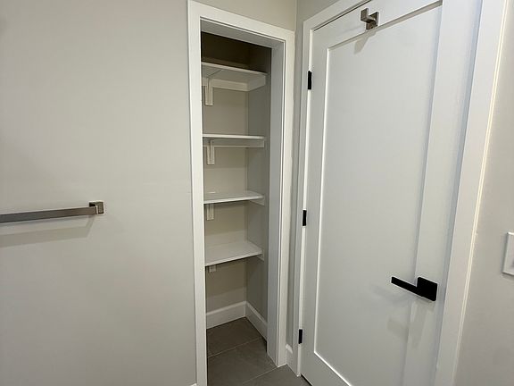 4th image of 4357 Eagle Rock Blvd