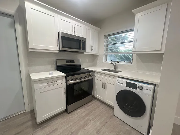365 Menores Ave — Photo 11