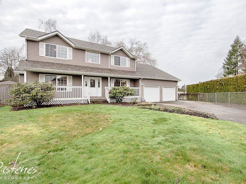 1st image of 4402 NE 46th Cir