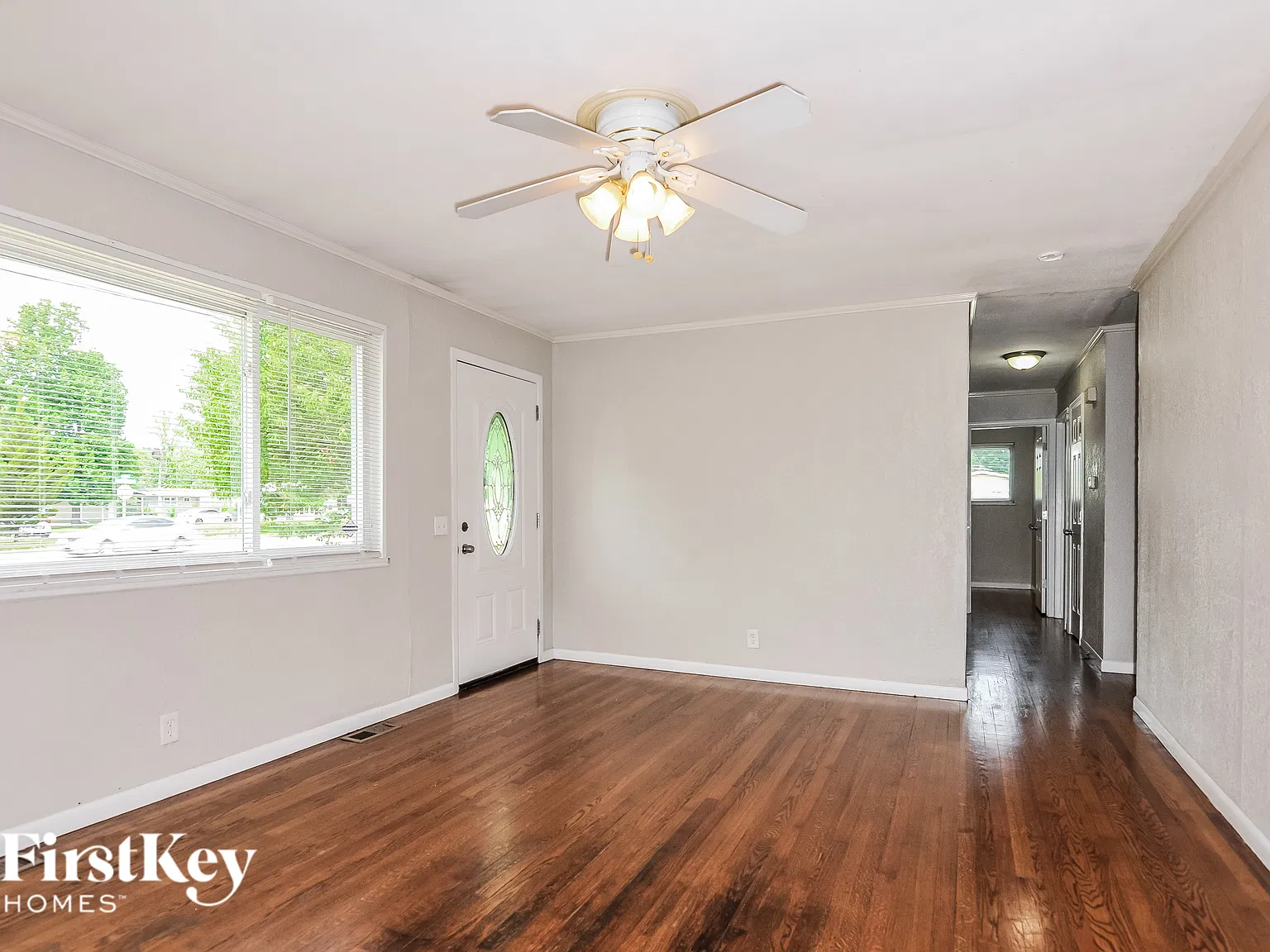 3 bed, 1.5 bath, 1025 sqft, $1,675 — Photo 4